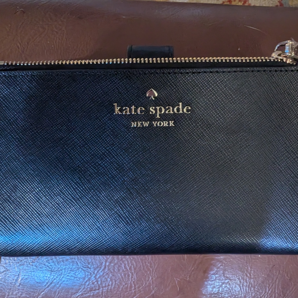 Kate Spade Black Wristlet with Gold Accents - Picture 3 of 6